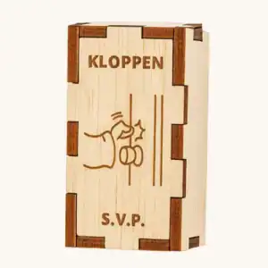 Deze deurbelcover plaats je over je deurbel heen en je wordt niet meer gestoord. Op maat gemaakt!